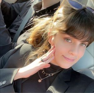 Meet your Posher, Hannah